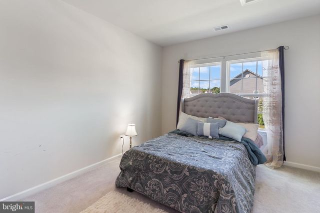 5271 BLUE CRAB LN, Waldorf, MD 20602