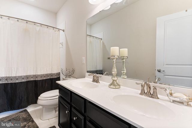 5271 BLUE CRAB LN, Waldorf, MD 20602