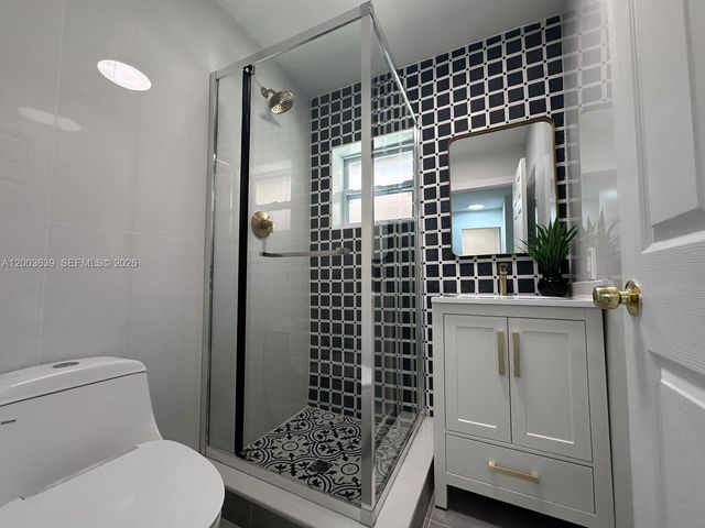 1628 NW 8th Ave, Fort Lauderdale, FL 33311