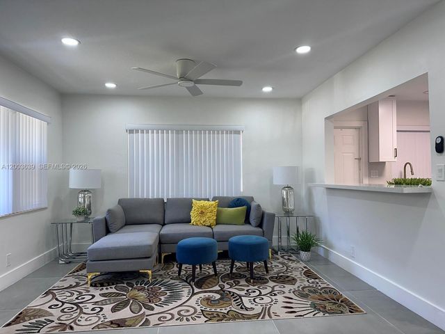 1628 NW 8th Ave, Fort Lauderdale, FL 33311