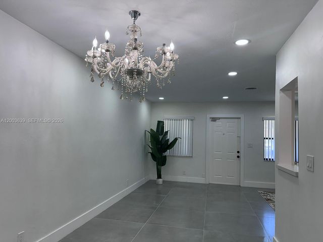 1628 NW 8th Ave, Fort Lauderdale, FL 33311