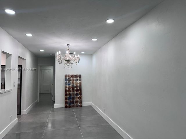 1628 NW 8th Ave, Fort Lauderdale, FL 33311