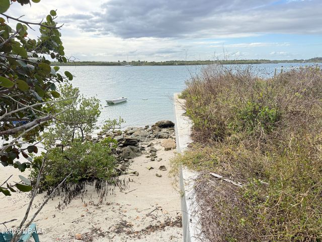 1602 N Indian River Road, New Smyrna Beach, FL 32169