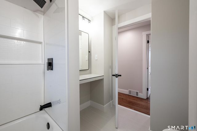 31 Cheryl Drive, Farmington, CT 06032