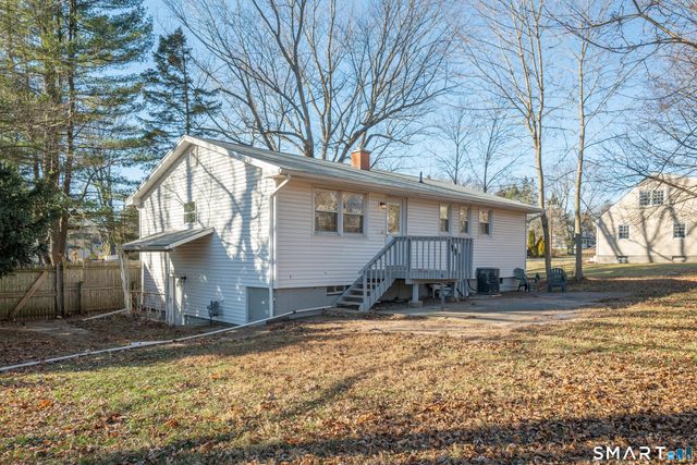 31 Cheryl Drive, Farmington, CT 06032