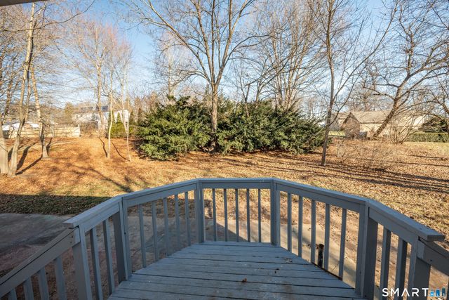 31 Cheryl Drive, Farmington, CT 06032