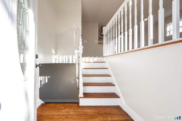 31 Cheryl Drive, Farmington, CT 06032