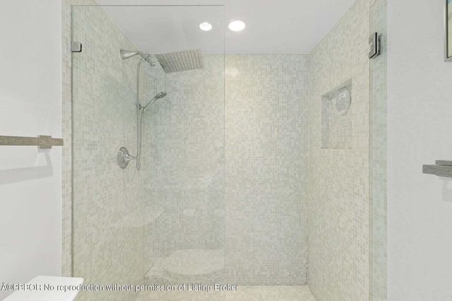 3546 S Ocean Boulevard 601, South Palm Beach, FL 33480