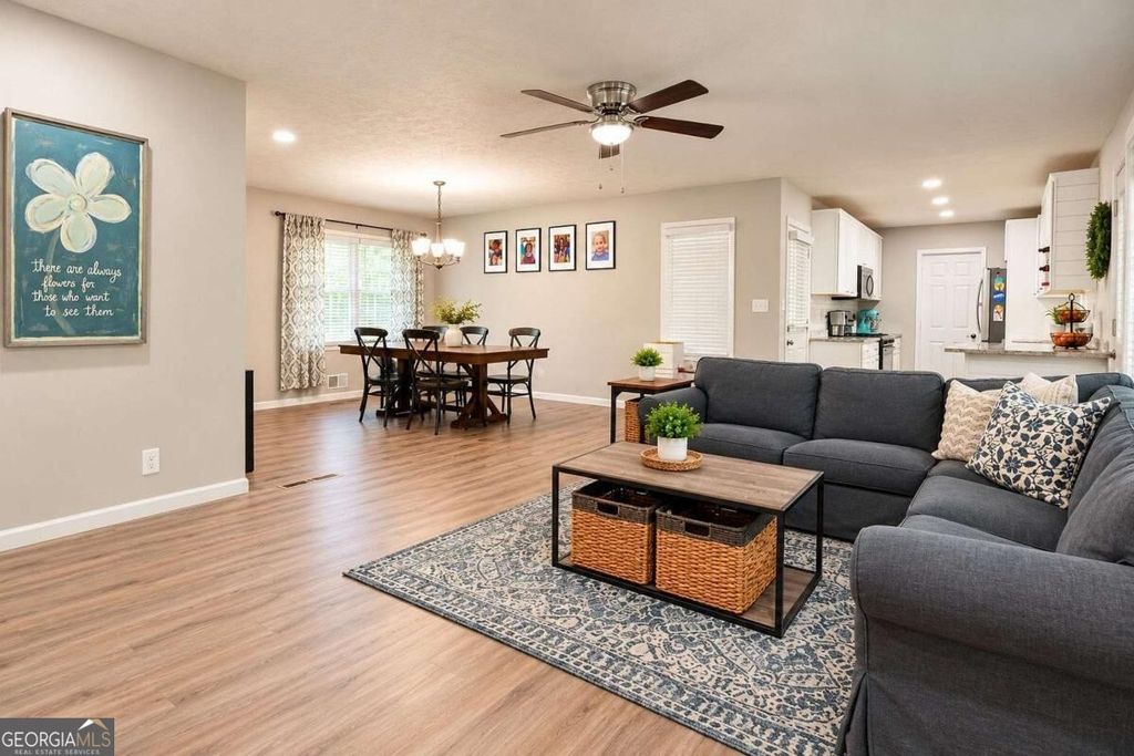 3189 Beechwood Drive, Lithia Springs, GA 30122 — photo 2