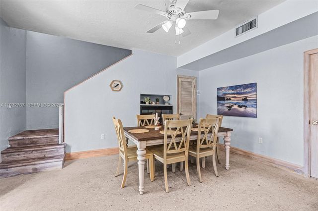 517 NE 2nd Pl, Dania Beach, FL 33004