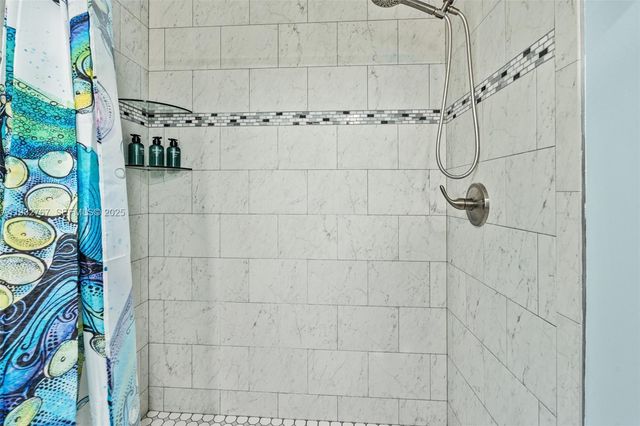 517 NE 2nd Pl, Dania Beach, FL 33004