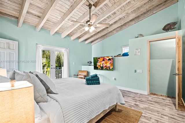 517 NE 2nd Pl, Dania Beach, FL 33004