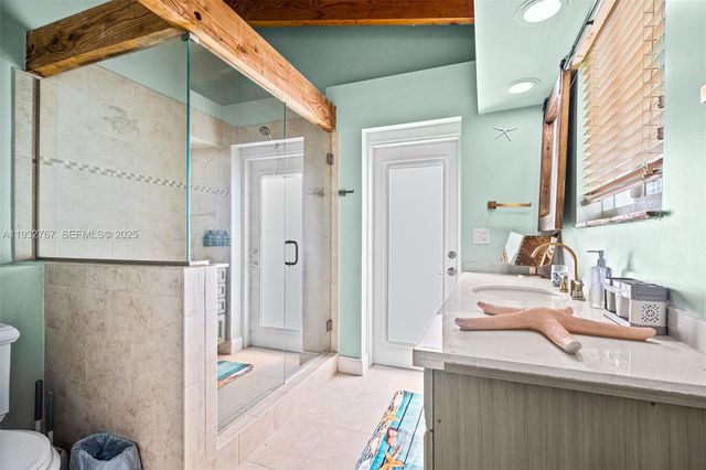 517 NE 2nd Pl, Dania Beach, FL 33004