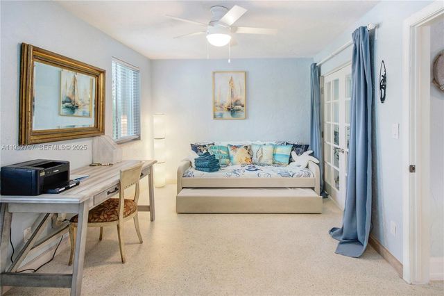 517 NE 2nd Pl, Dania Beach, FL 33004