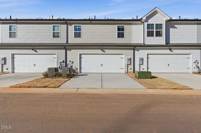 286 Fosterton Cottage Way, Raleigh, NC 27603