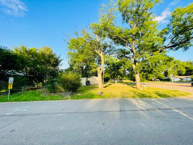628 S Johnson Street, Mineola, TX 75773