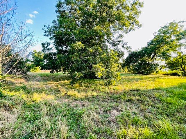 628 S Johnson Street, Mineola, TX 75773
