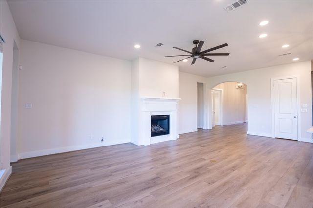 1309 Spring Gulch LN, Georgetown, TX 78628