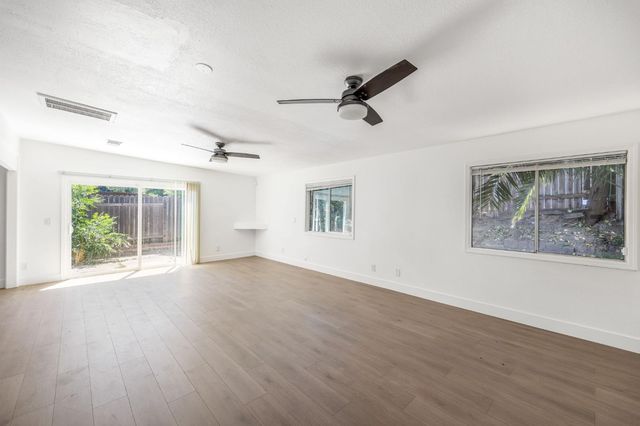 4600 Hayford Way, Sacramento, CA 95842
