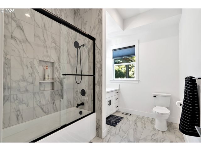 6560 Sw ROOD BRIDGE Rd, Hillsboro, OR 97123