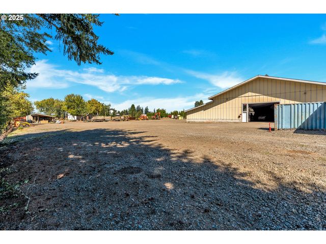 6560 Sw ROOD BRIDGE Rd, Hillsboro, OR 97123