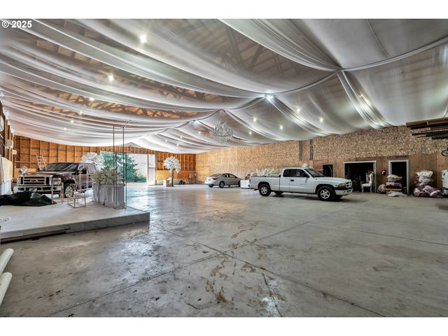 6560 Sw ROOD BRIDGE Rd, Hillsboro, OR 97123