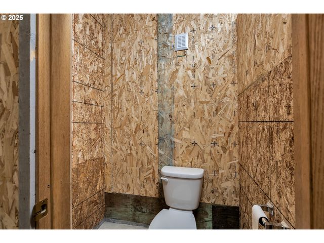 6560 Sw ROOD BRIDGE Rd, Hillsboro, OR 97123