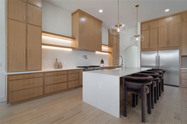 323 Longview Place, Heath, TX 75032