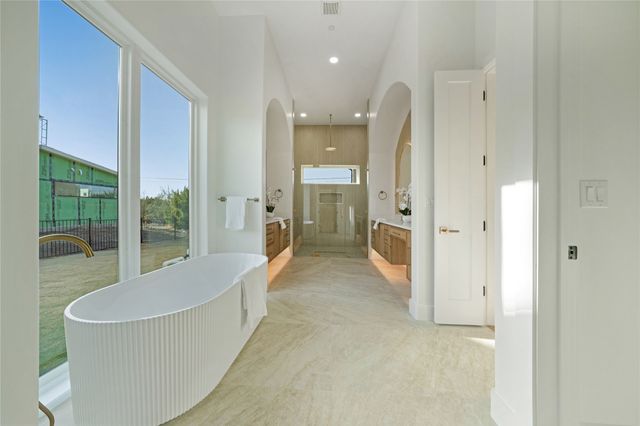 323 Longview Place, Heath, TX 75032