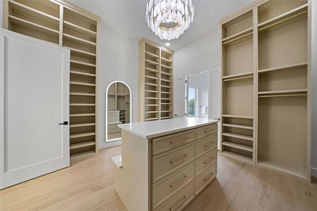 323 Longview Place, Heath, TX 75032