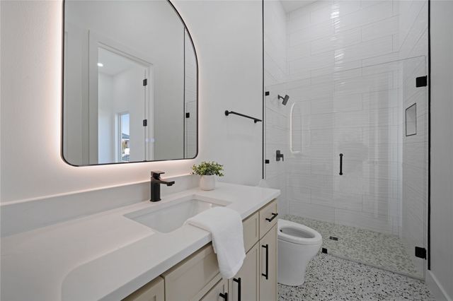 323 Longview Place, Heath, TX 75032