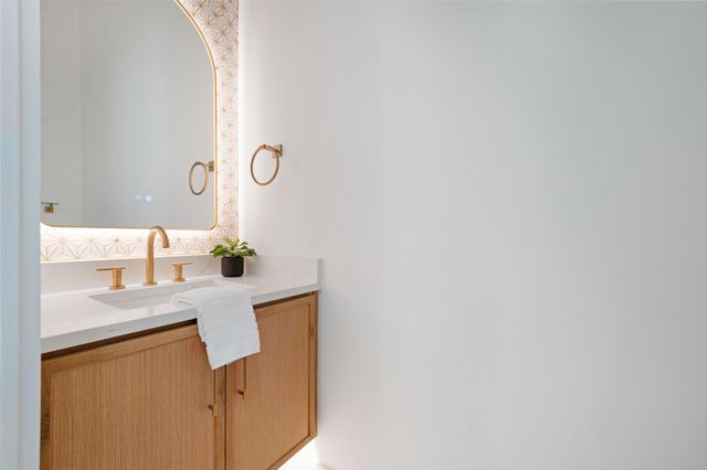 323 Longview Place, Heath, TX 75032