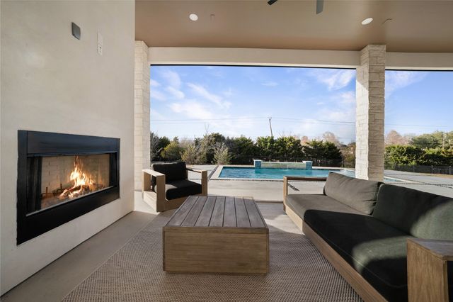 323 Longview Place, Heath, TX 75032