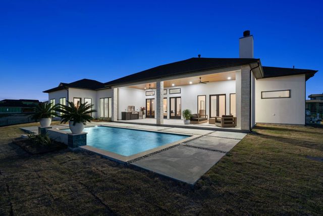 323 Longview Place, Heath, TX 75032