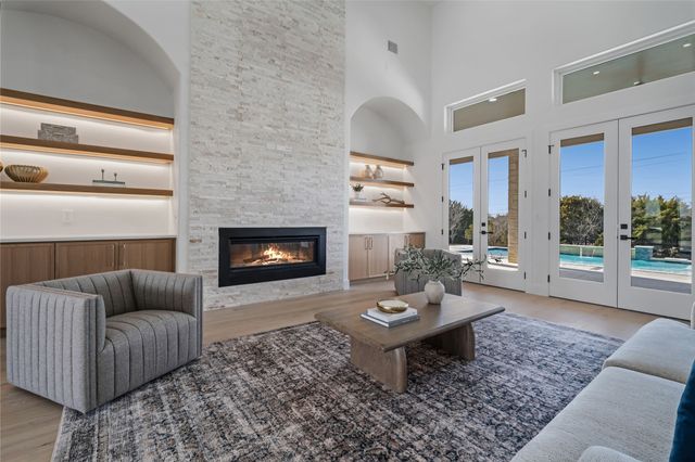 323 Longview Place, Heath, TX 75032