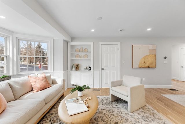 1 Town Way, Winchester, MA 01890