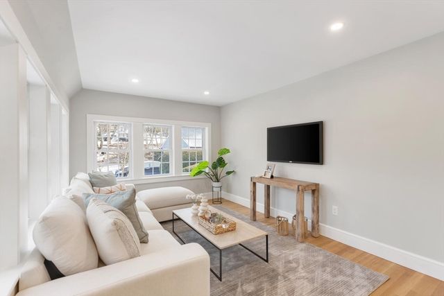 1 Town Way, Winchester, MA 01890