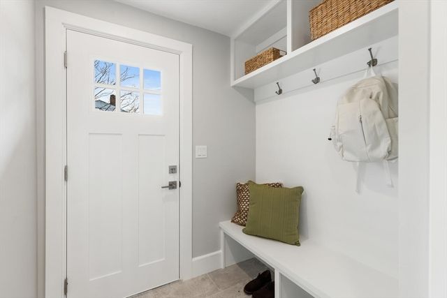 1 Town Way, Winchester, MA 01890