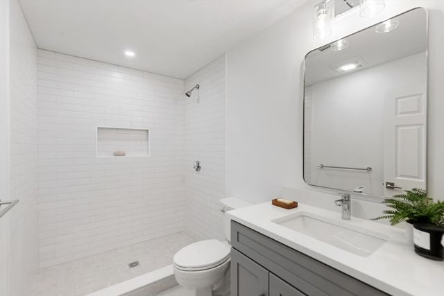 1 Town Way, Winchester, MA 01890