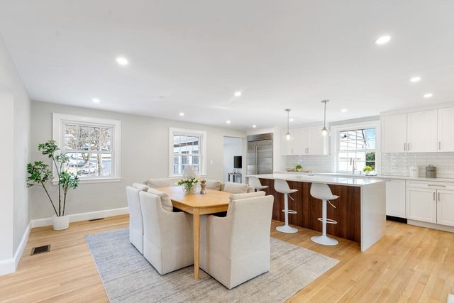 1 Town Way, Winchester, MA 01890