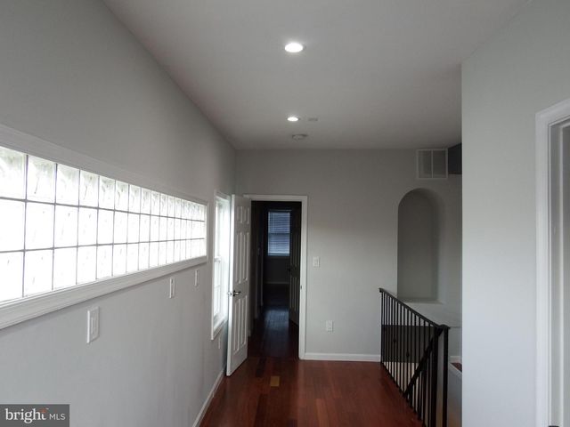 924 S ROBINSON ST, Baltimore, MD 21224