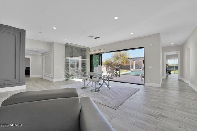 13613 N 76TH Street, Scottsdale, AZ 85260