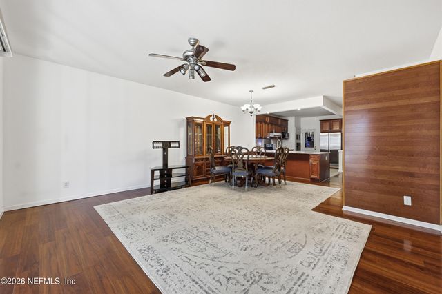 7990 BAYMEADOWS Road E 2007, Jacksonville, FL 32256