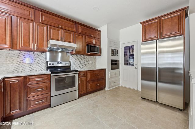 7990 BAYMEADOWS Road E 2007, Jacksonville, FL 32256