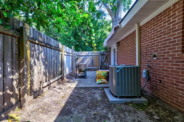 1521 Brookbank Avenue, Charleston, SC 29412