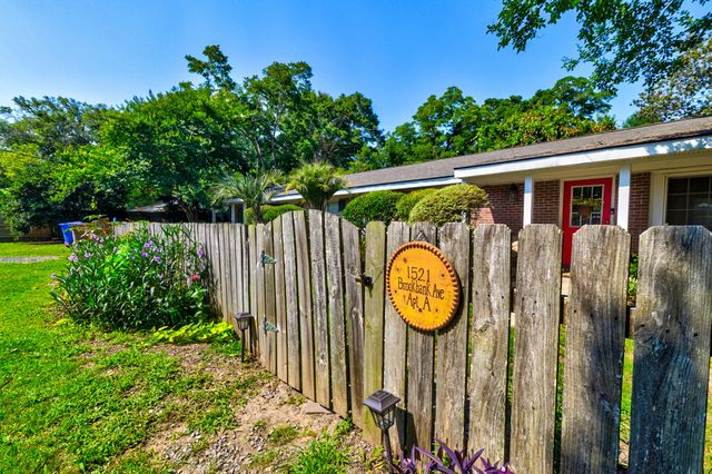 1521 Brookbank Avenue, Charleston, SC 29412