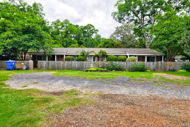 1521 Brookbank Avenue, Charleston, SC 29412