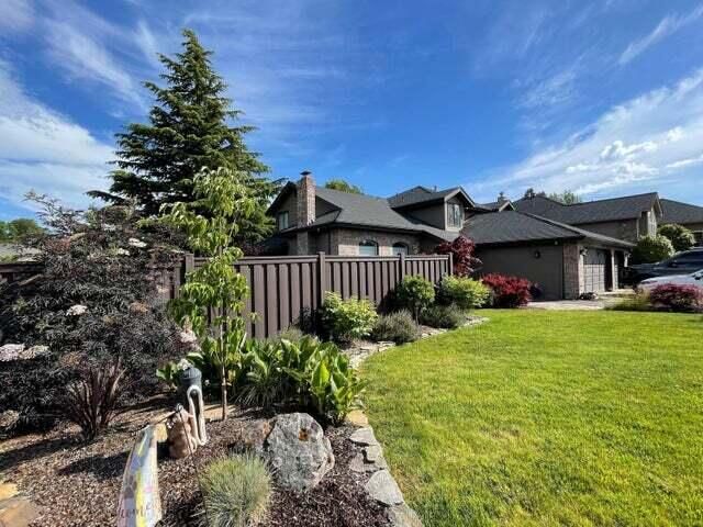 34 Jack Nicklaus Road, Medford, OR 97504