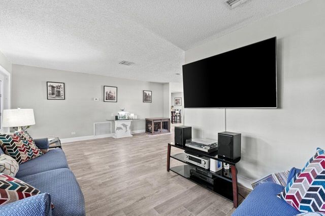 639 Mallard Drive, Delray Beach, FL 33444