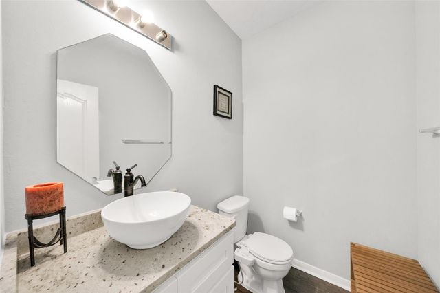 5522 Brookhollow Oaks Trail, Houston, TX 77084